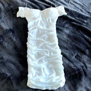 Windsor Stunning Sweetheart Mesh mini dress white